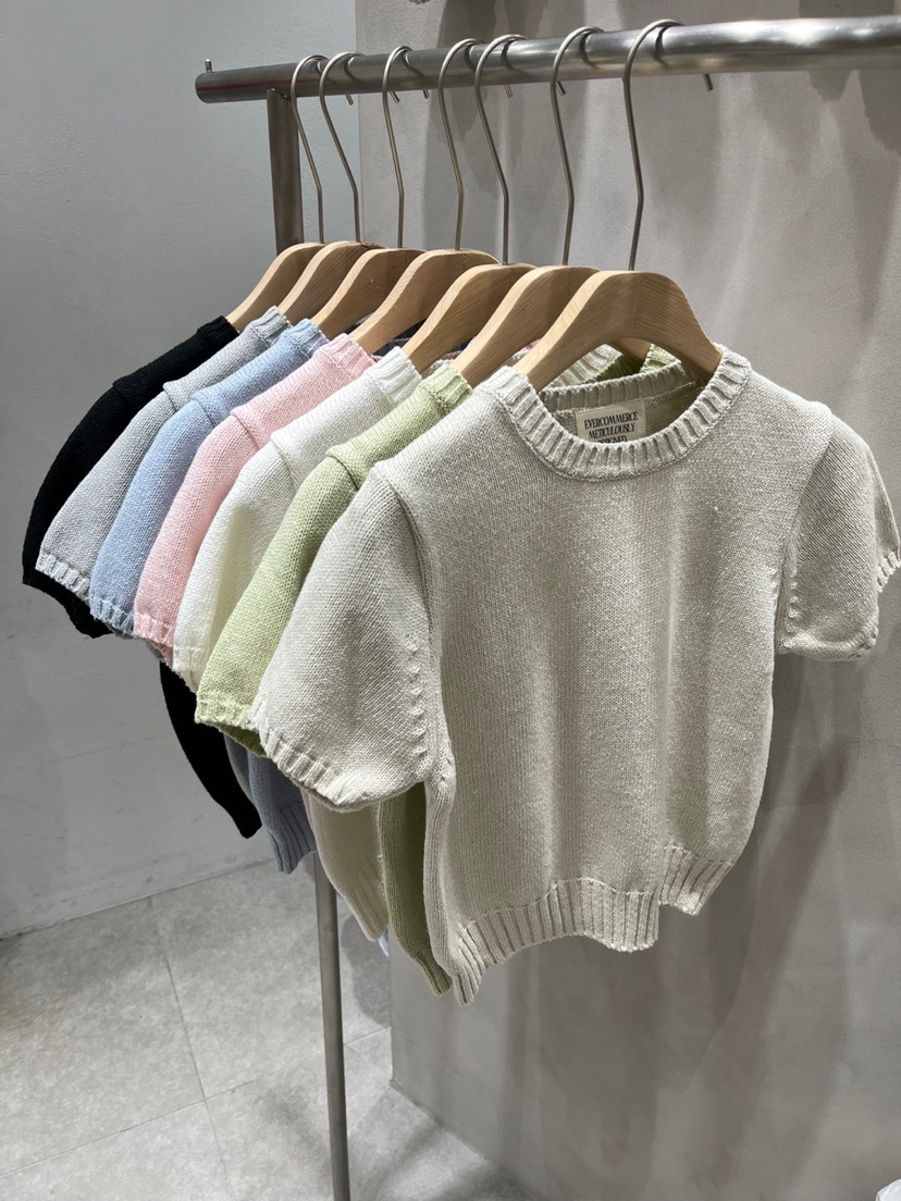 EVERCOMMERCE METICULOUSLY DESIGNED韓國㊣直郵東大門代購女裝新品熱賣針織衫EVERCOMMERCE METICULOUSLY DESIGNED針織衫