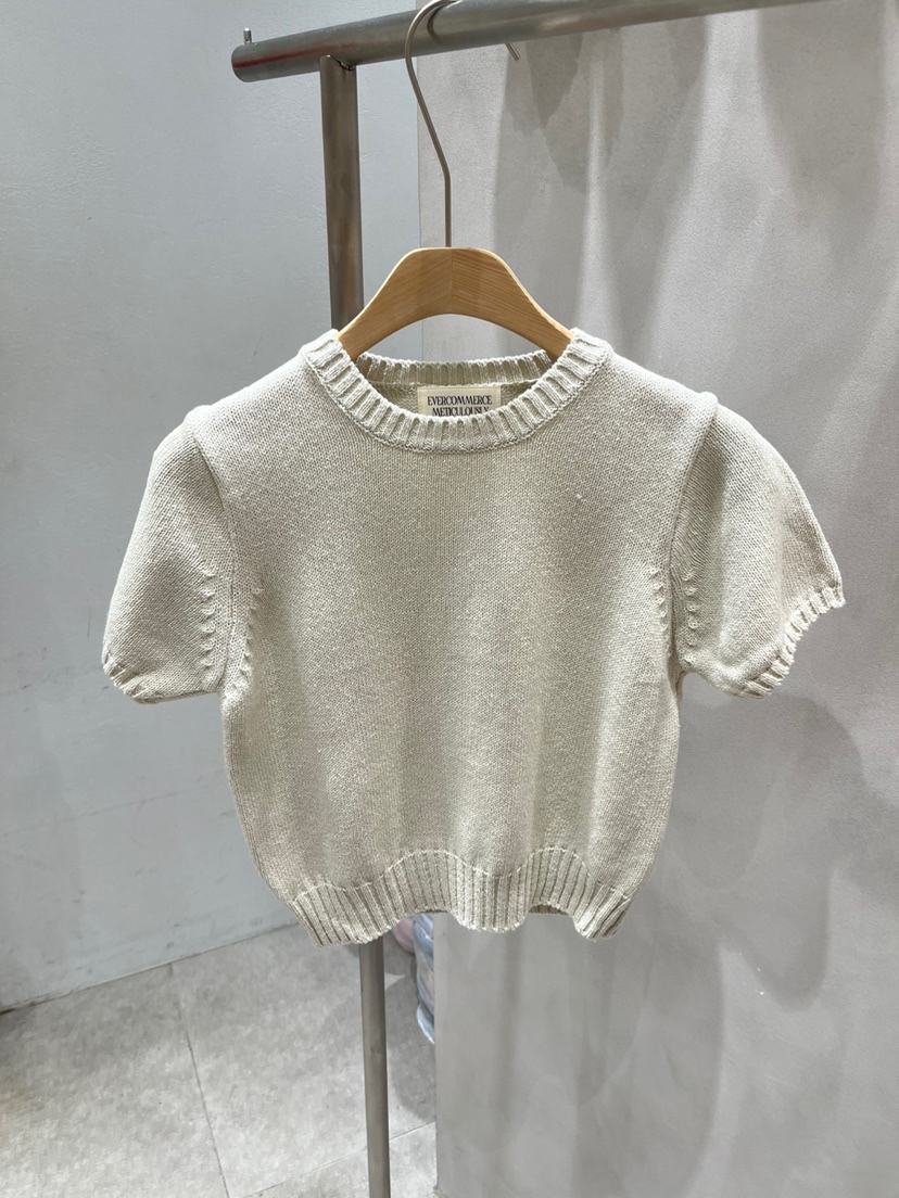 EVERCOMMERCE METICULOUSLY DESIGNED韓國㊣直郵東大門代購女裝新品熱賣針織衫EVERCOMMERCE METICULOUSLY DESIGNED針織衫圖色2