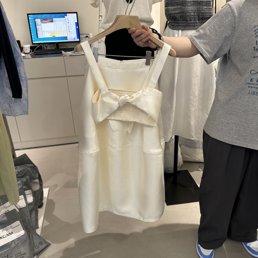 MENTOR韓國直郵㊣東大門實拍女裝新品休閑熱賣人氣時尚套裝MENTOR套裝圖色2
