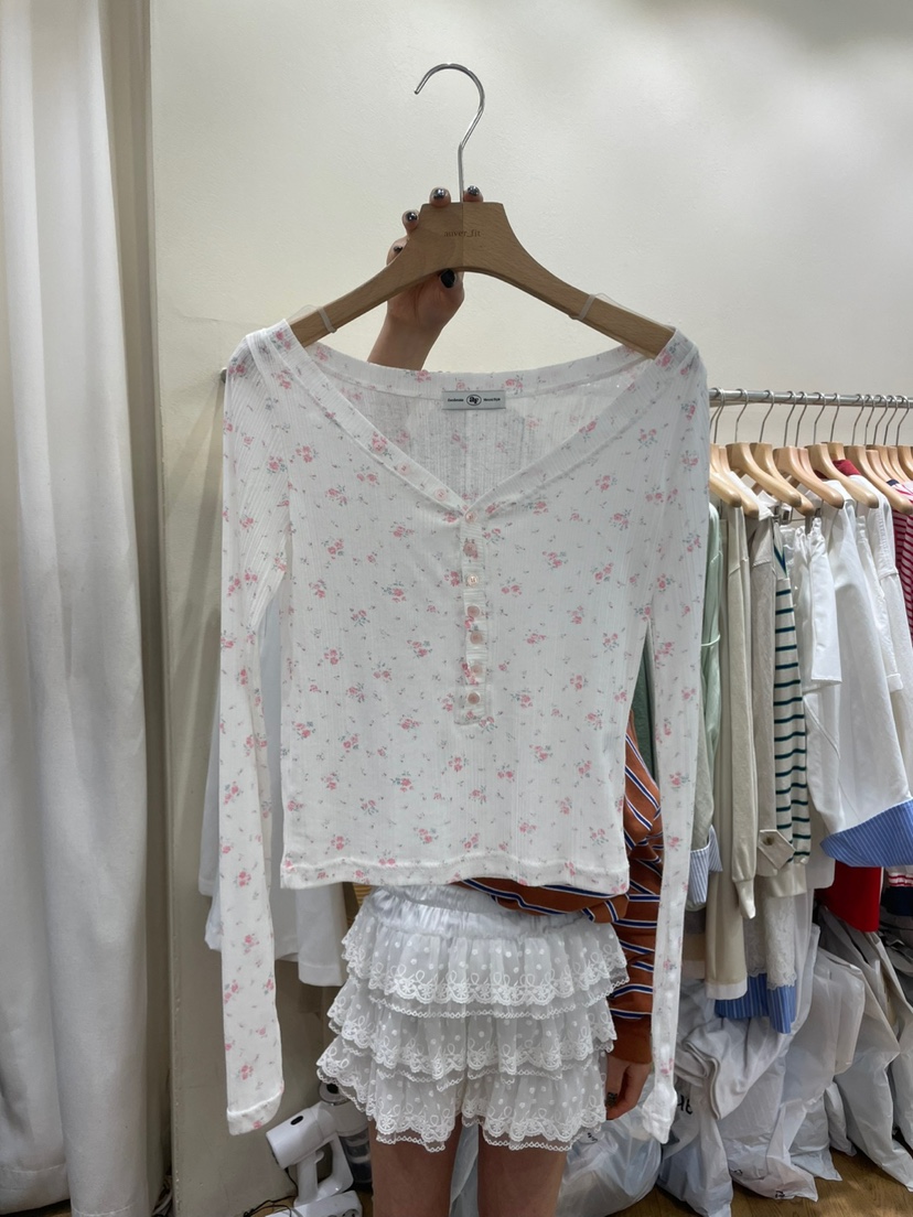 AUVERFIT韓國直郵㊣東大門實拍女裝新品時尚熱賣休閑長袖T恤AUVERFIT長袖T恤