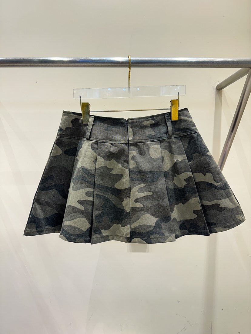 81 MARKET-L韓國㊣直郵東大門代購女裝新品25春夏短裙迷彩81 MARKET-L短裙