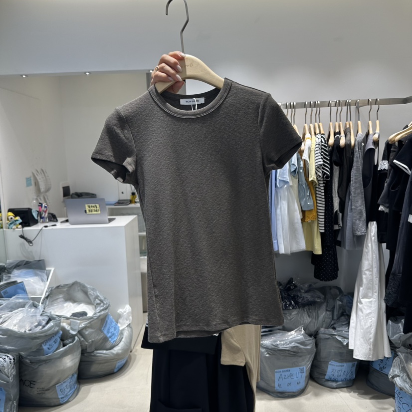 RICH SISTER韓國㊣直郵東大門代購女裝新品推薦熱賣T恤天絲RICH SISTERT恤