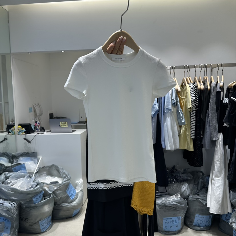 RICH SISTER韓國㊣直郵東大門代購女裝新品推薦熱賣T恤天絲RICH SISTERT恤圖色4