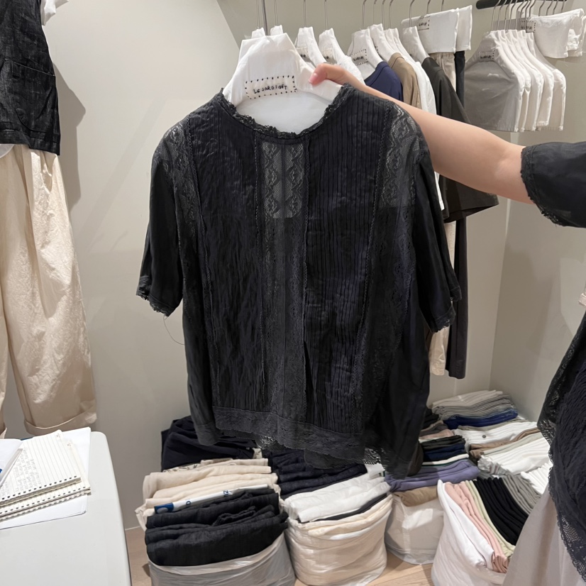 LE JARDINET直郵韓國代購㊣女裝新品人氣休閑熱賣襯衫蕾絲衫LE JARDINET襯衫/蕾絲衫圖色2