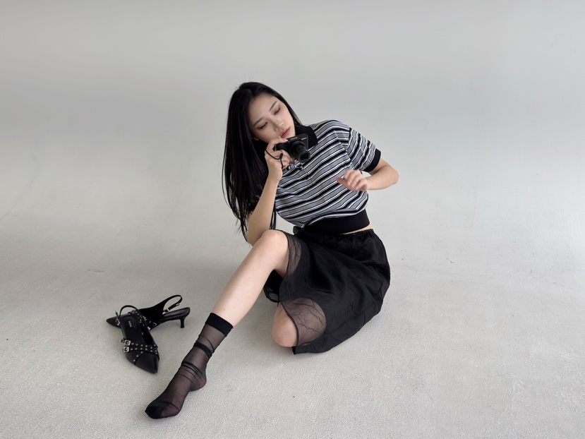 NOV7直郵韓國代購㊣女裝新款25春夏熱賣推薦休閑時尚人氣T恤the ebony eyes/NOV7T恤