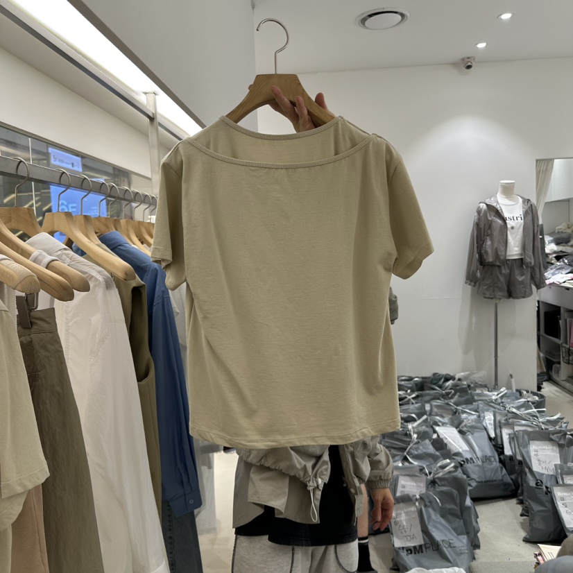 URBANSTORY/REMAKING韓國㊣直郵東大門代購女裝新品25春夏T恤Remaking/URBANSTORYT恤
