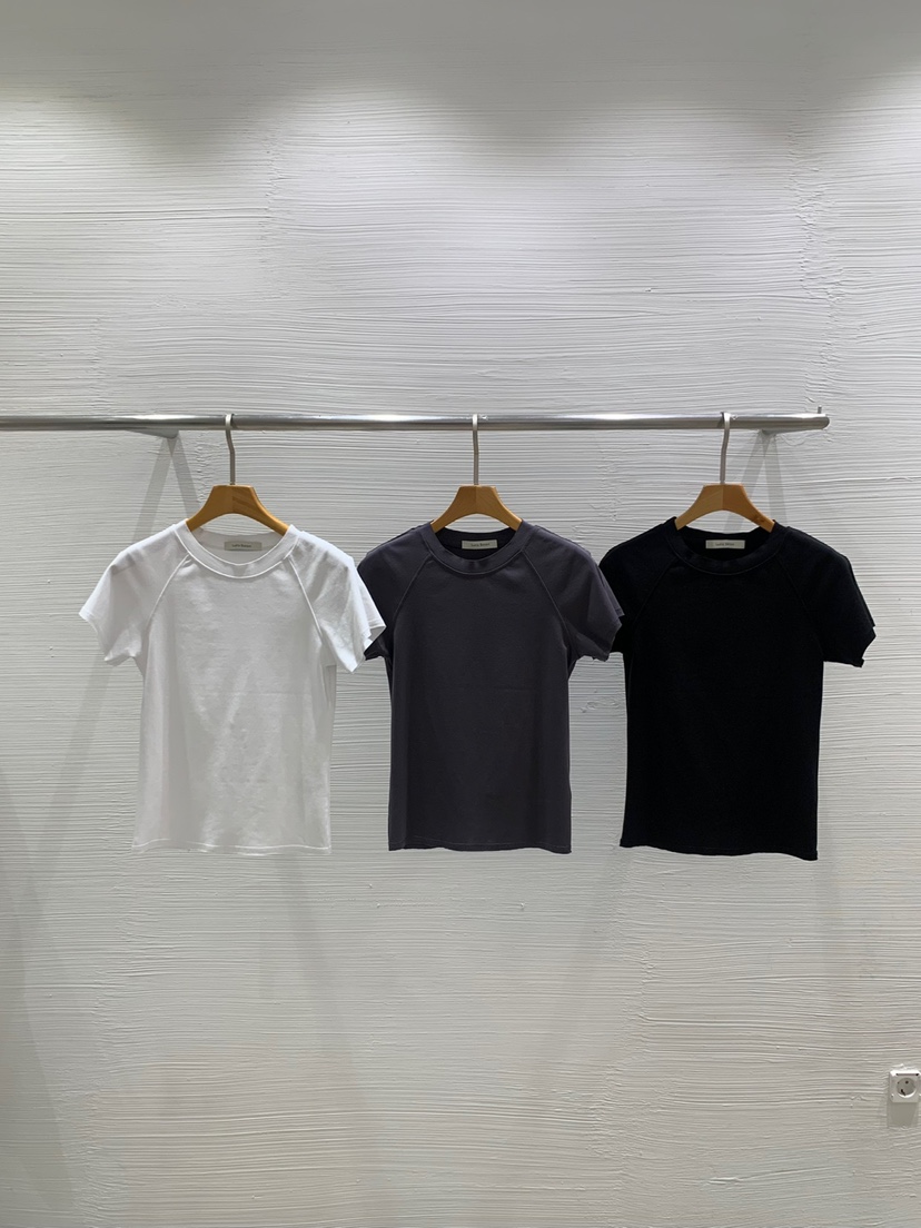 LUCY SALON韓國直郵㊣東大門實拍女裝新品推薦25春夏時尚T恤LUCY SALONT恤
