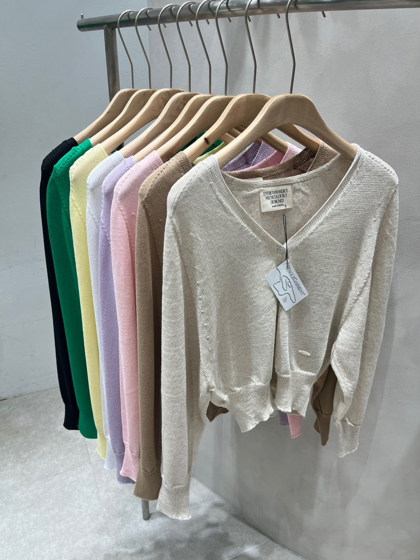 EVERCOMMERCE METICULOUSLY DESIGNED韓國㊣直郵東大門代購女裝新品25春夏針織衫EVERCOMMERCE METICULOUSLY DESIGNED針織衫