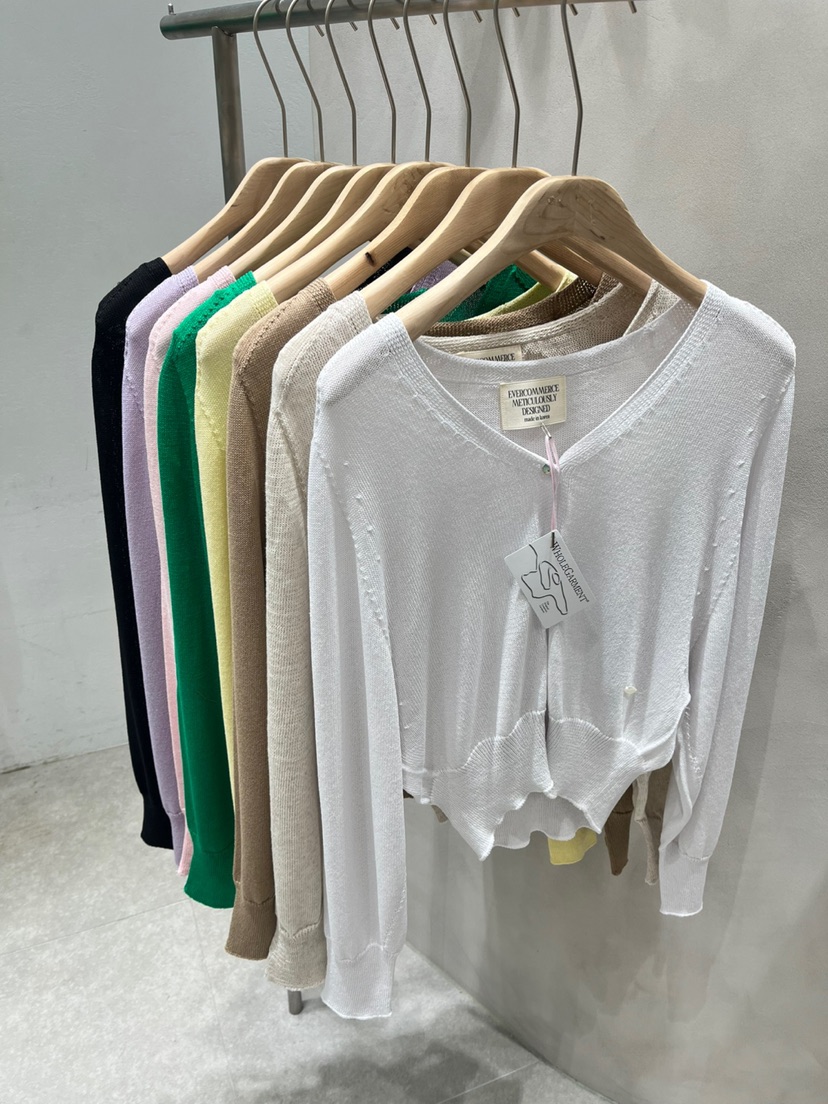 EVERCOMMERCE METICULOUSLY DESIGNED韓國㊣直郵東大門代購女裝新品25春夏針織衫EVERCOMMERCE METICULOUSLY DESIGNED針織衫