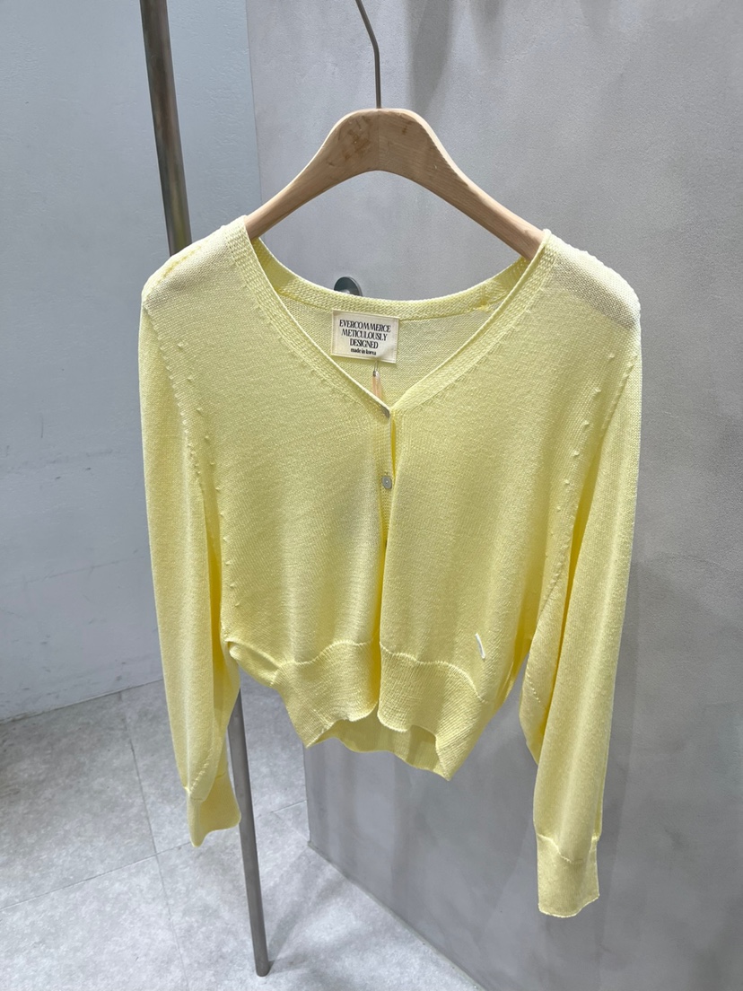EVERCOMMERCE METICULOUSLY DESIGNED韓國㊣直郵東大門代購女裝新品25春夏針織衫EVERCOMMERCE METICULOUSLY DESIGNED針織衫圖色2