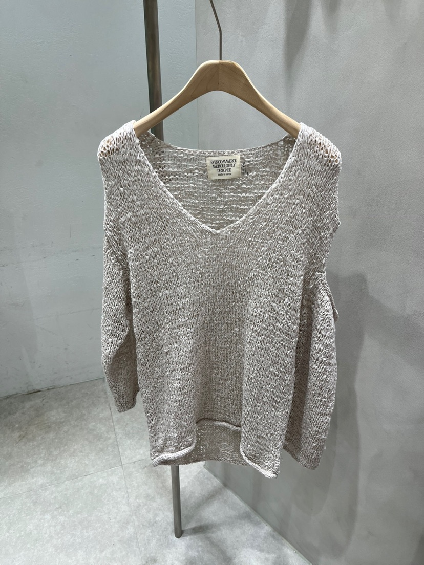 EVERCOMMERCE METICULOUSLY DESIGNED韓國直郵㊣女裝新品熱賣針織衫EVERCOMMERCE METICULOUSLY DESIGNED針織衫