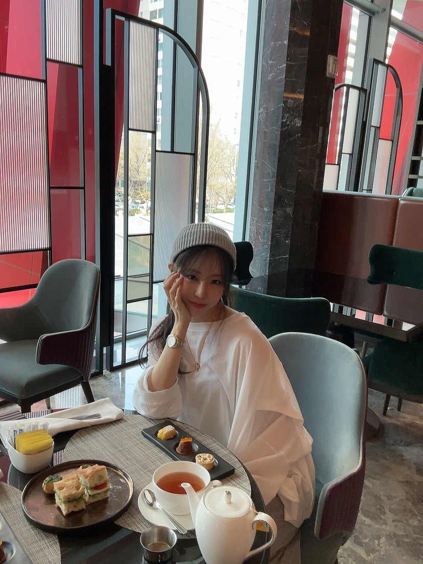 PALETTE-Q韓國直郵㊣東大門實拍女裝新品熱賣休閑人氣長袖T恤PALETTE長袖T恤