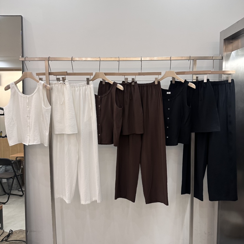 THE EYL韓國直郵㊣東大門實拍女裝新品休閑人氣25春夏吊帶背心THE EYL吊帶/背心