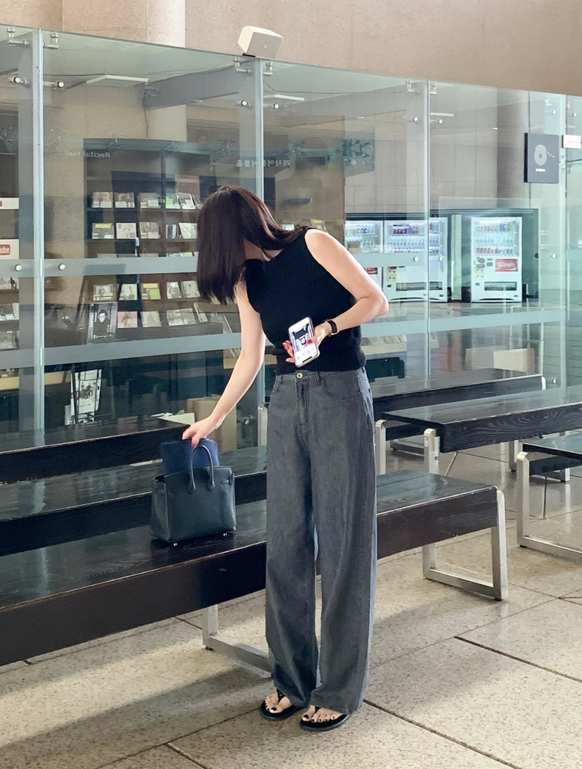COURGETTE韓國直郵㊣東大門實拍女裝新品時尚熱賣推薦牛仔褲COURGETTE牛仔褲