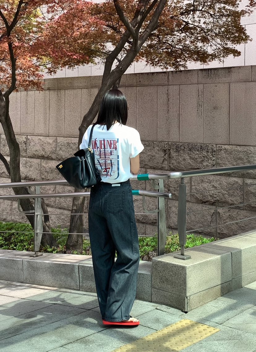COURGETTE韓國直郵㊣東大門實拍女裝新品時尚熱賣推薦牛仔褲COURGETTE牛仔褲