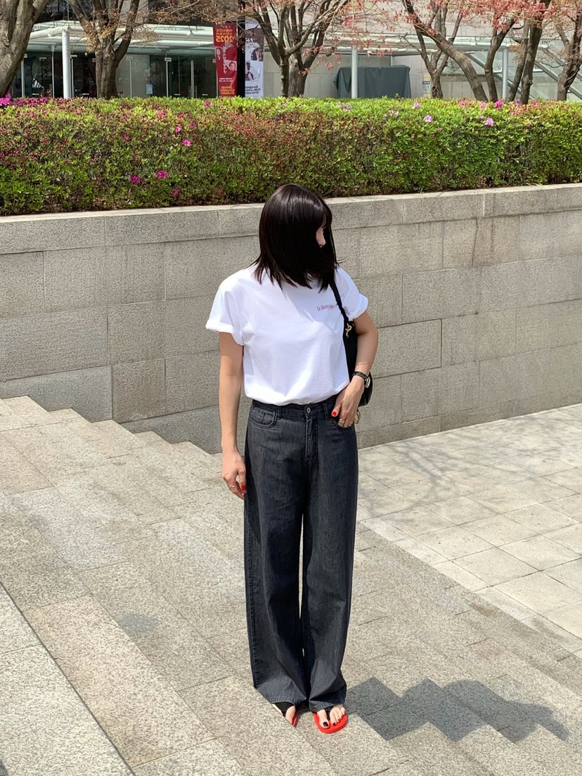 COURGETTE韓國直郵㊣東大門實拍女裝新品時尚熱賣推薦牛仔褲COURGETTE牛仔褲