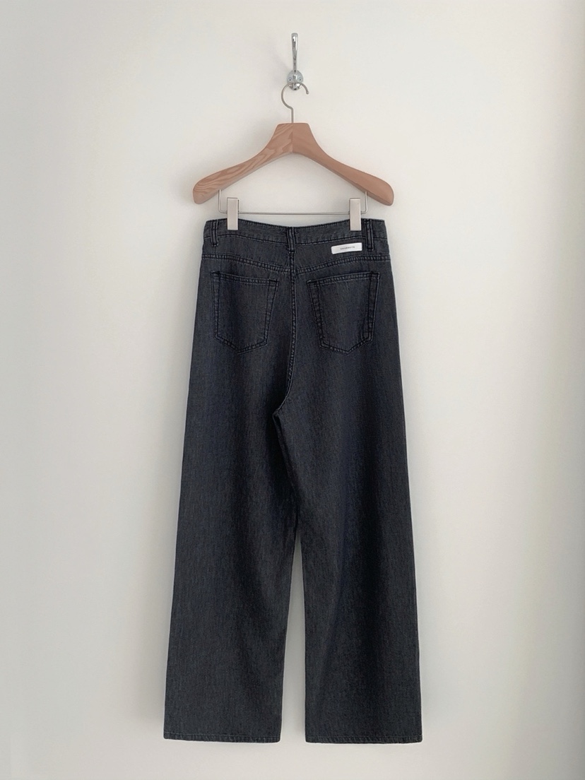 COURGETTE韓國直郵㊣東大門實拍女裝新品時尚熱賣推薦牛仔褲COURGETTE牛仔褲