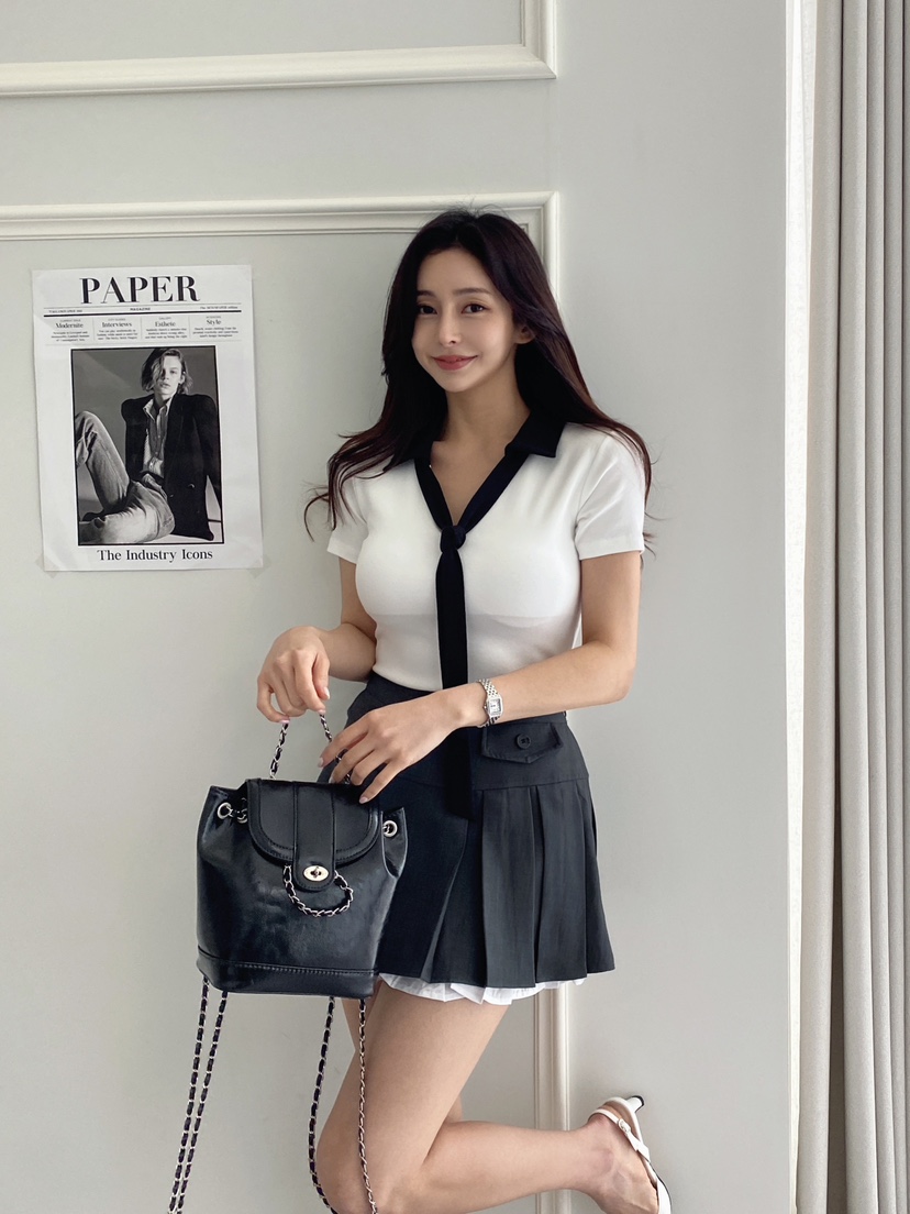 CLOTH韓國直郵㊣東大門實拍女裝新款推薦時尚熱賣25春夏T恤V領CLOTHT恤