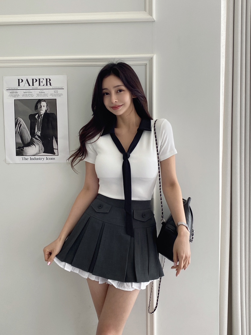 CLOTH韓國直郵㊣東大門實拍女裝新款推薦時尚熱賣25春夏T恤V領CLOTHT恤