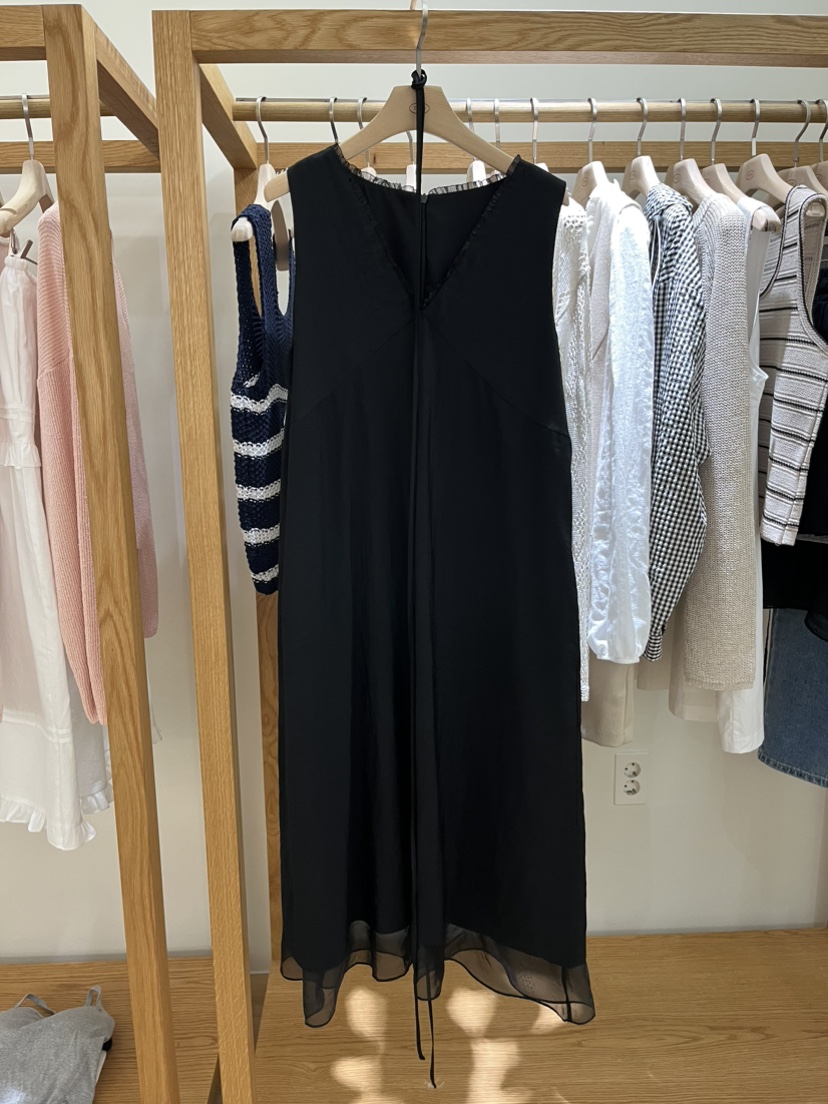 TIZZI直郵韓國代購㊣女裝新品時尚25春夏人氣休閑推薦連衣裙鵝TIZZI連衣裙圖色2