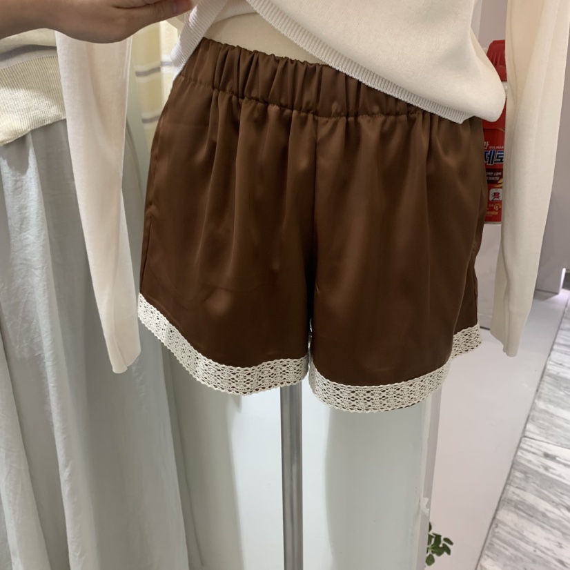 BY BOMI韓國㊣直郵東大門代購女裝新品25春夏時尚短褲緞面BY BOMI短褲圖色2