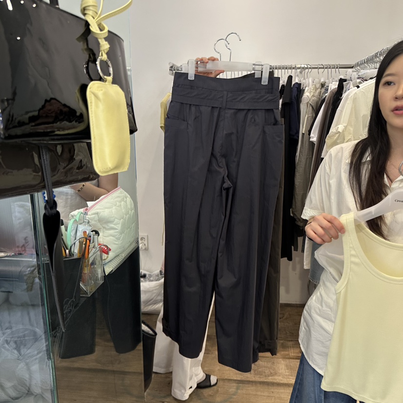 CREAM VILLA（此品牌名稱會遭售假投訴，建議淘寶店鋪商品名稱中不要使用）直郵韓國代購㊣女裝新品時尚休閑褲含腰帶CREAMVILLA休閑褲