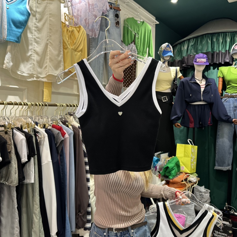 3COLOR(此品牌名稱會遭售假投訴,建議淘寶店鋪商品名稱中不要使用)直郵韓國代購㊣女裝新品休閑吊帶背心Three color吊帶/背心圖色4