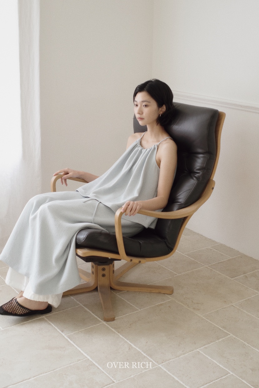 OVER RICH直郵韓國代購㊣女裝新款時尚推薦熱賣人氣吊帶背心OVER RICH吊帶/背心