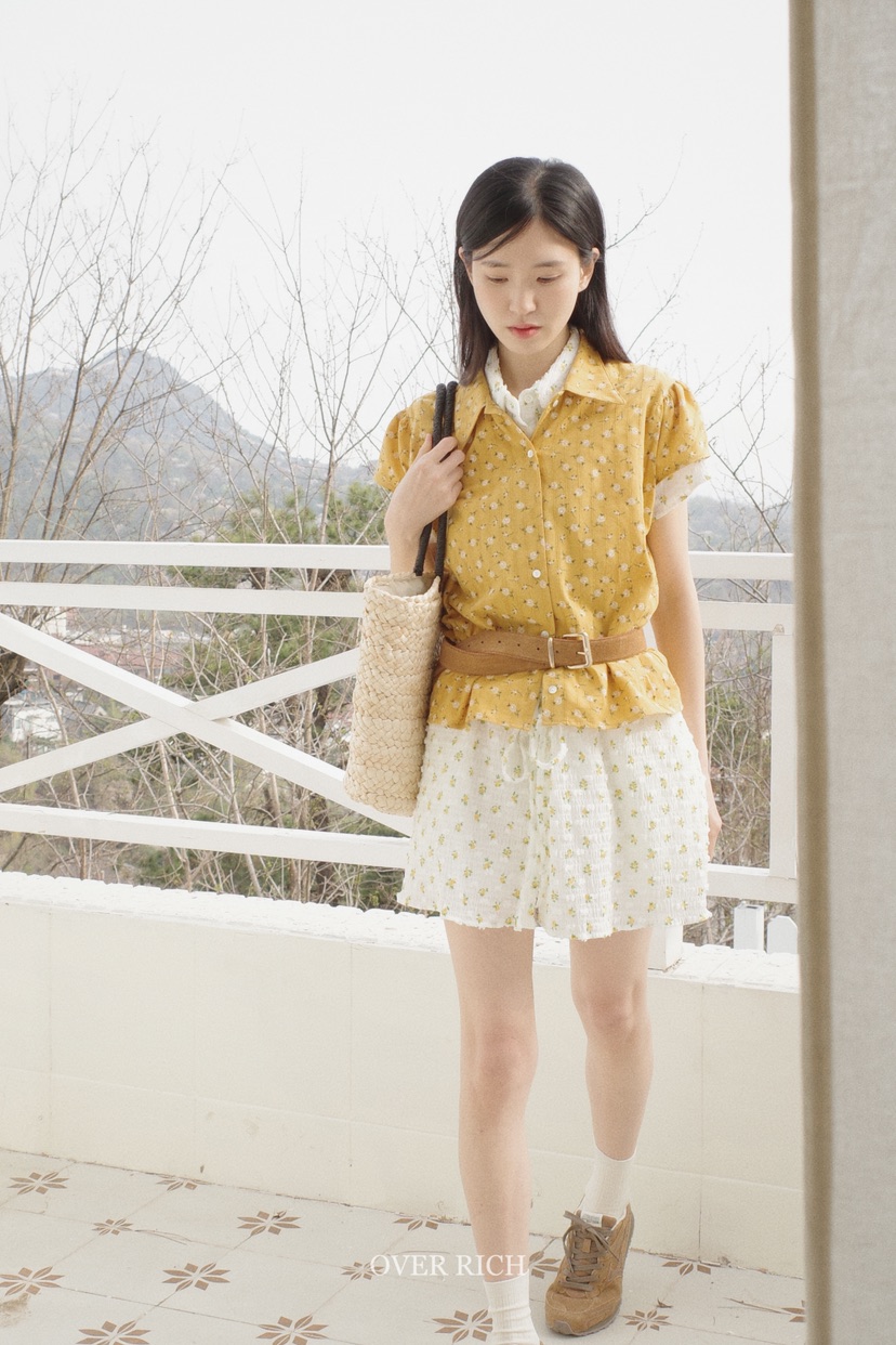 OVER RICH韓國直郵㊣女裝新款25春夏熱賣人氣時尚襯衫蕾絲衫OVER RICH襯衫/蕾絲衫
