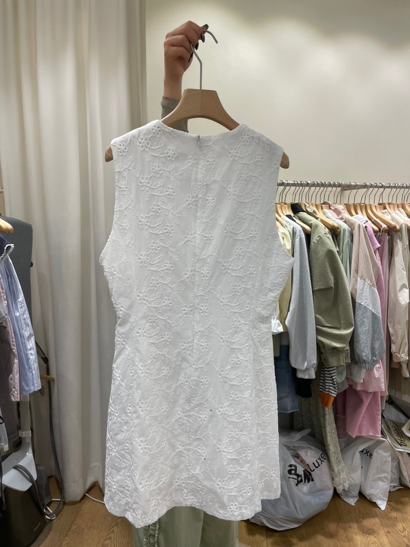 AUVERFIT韓國直郵㊣東大門實拍女裝新品25春夏連衣裙蝴蝶結AUVERFIT連衣裙