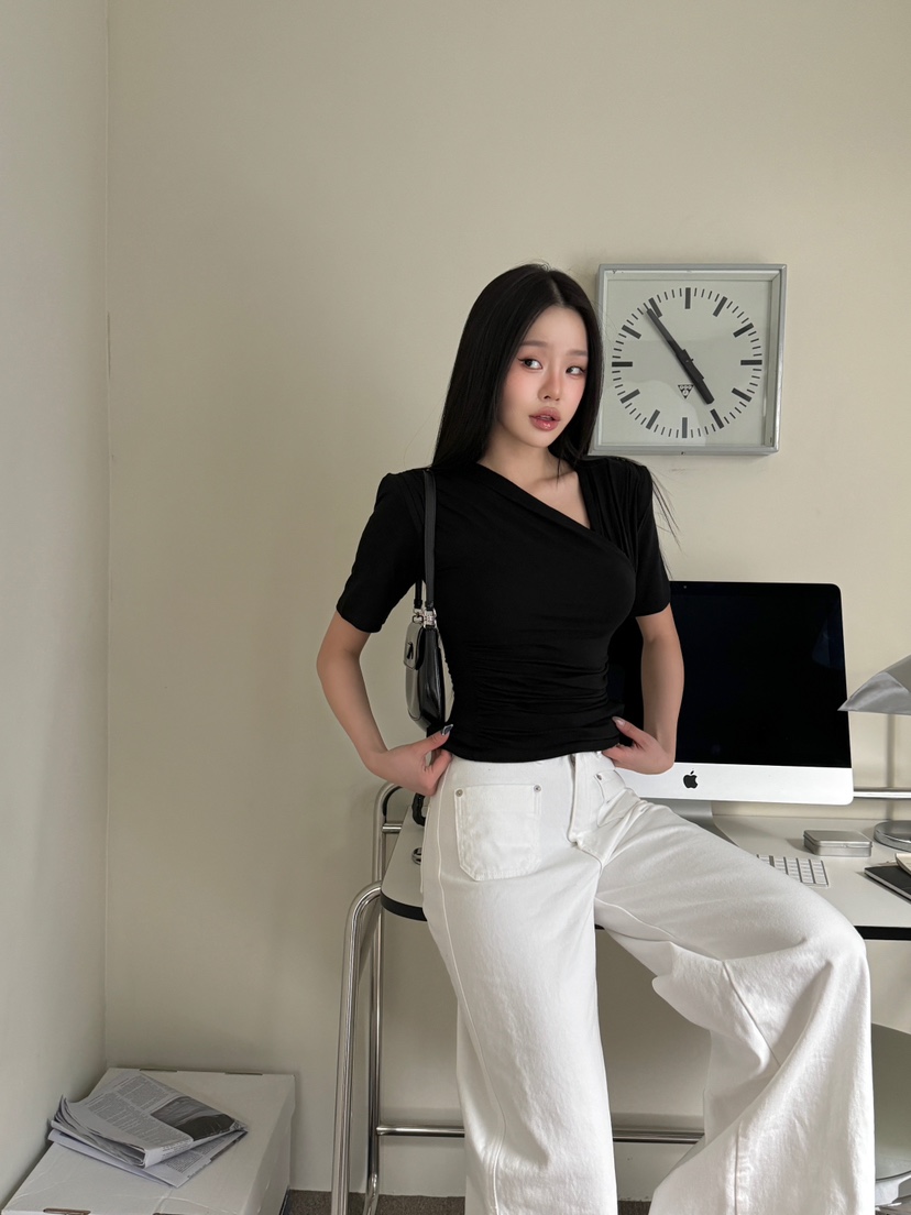 FOUREIGHT韓國㊣直郵東大門代購女裝新品休閑時尚熱賣T恤褶皺FOUR EIGHTT恤