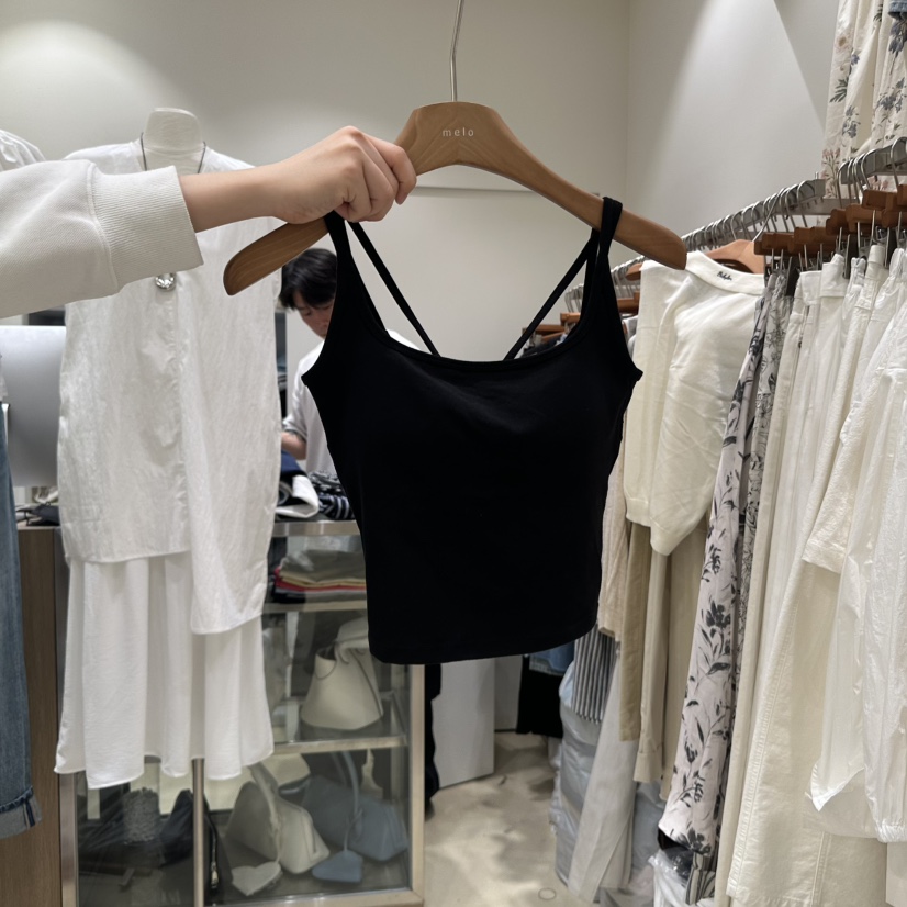 MELO韓國直郵㊣東大門實拍女裝新品熱賣休閑25春夏吊帶背心MELO吊帶/背心圖色2
