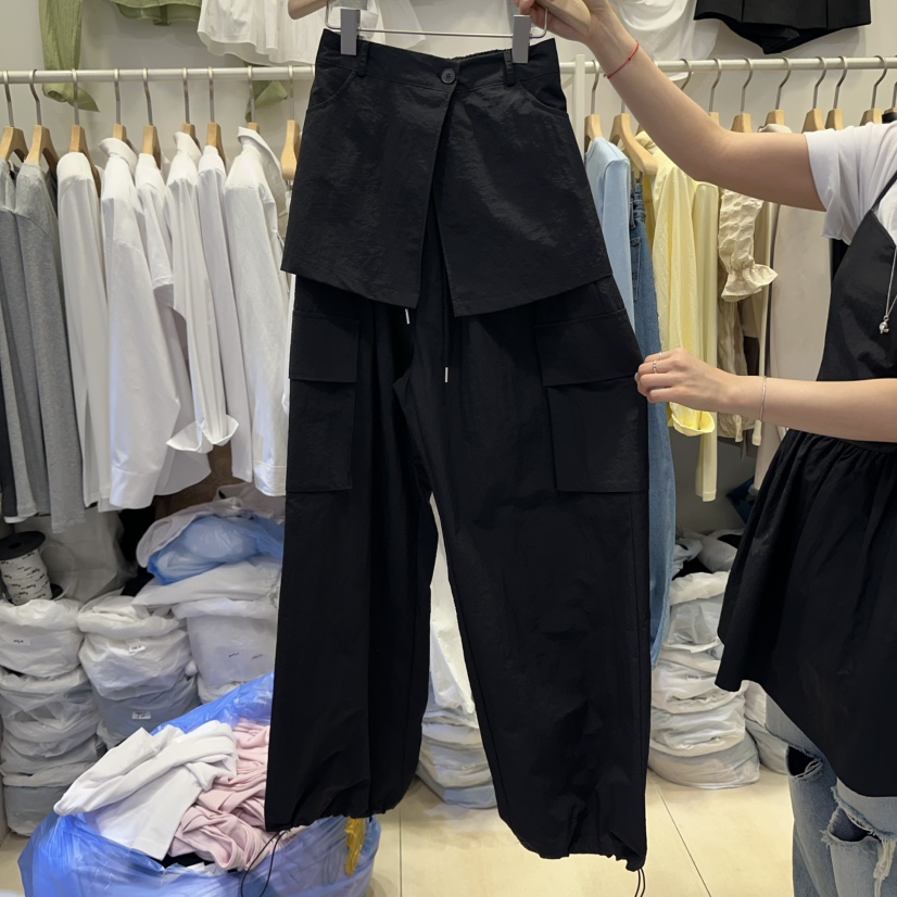 Q C韓國直郵㊣東大門實拍女裝新品休閑推薦熱賣裙褲工裝褲Republlc of qc裙褲圖色3
