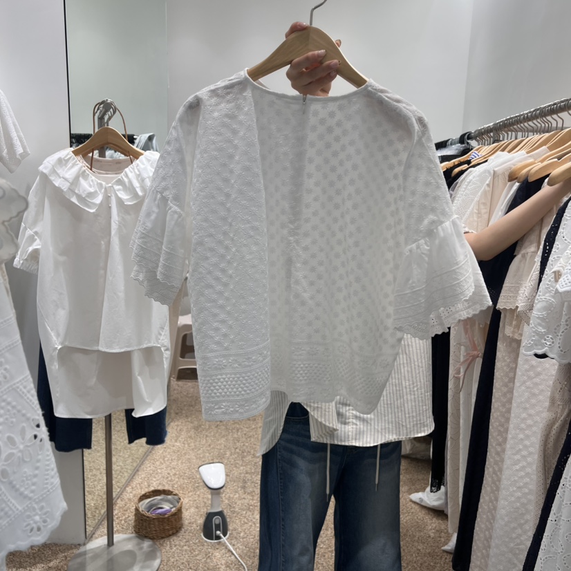 A韓國㊣直郵東大門代購女裝新品時尚25春夏襯衫蕾絲衫荷葉邊A STORE襯衫/蕾絲衫