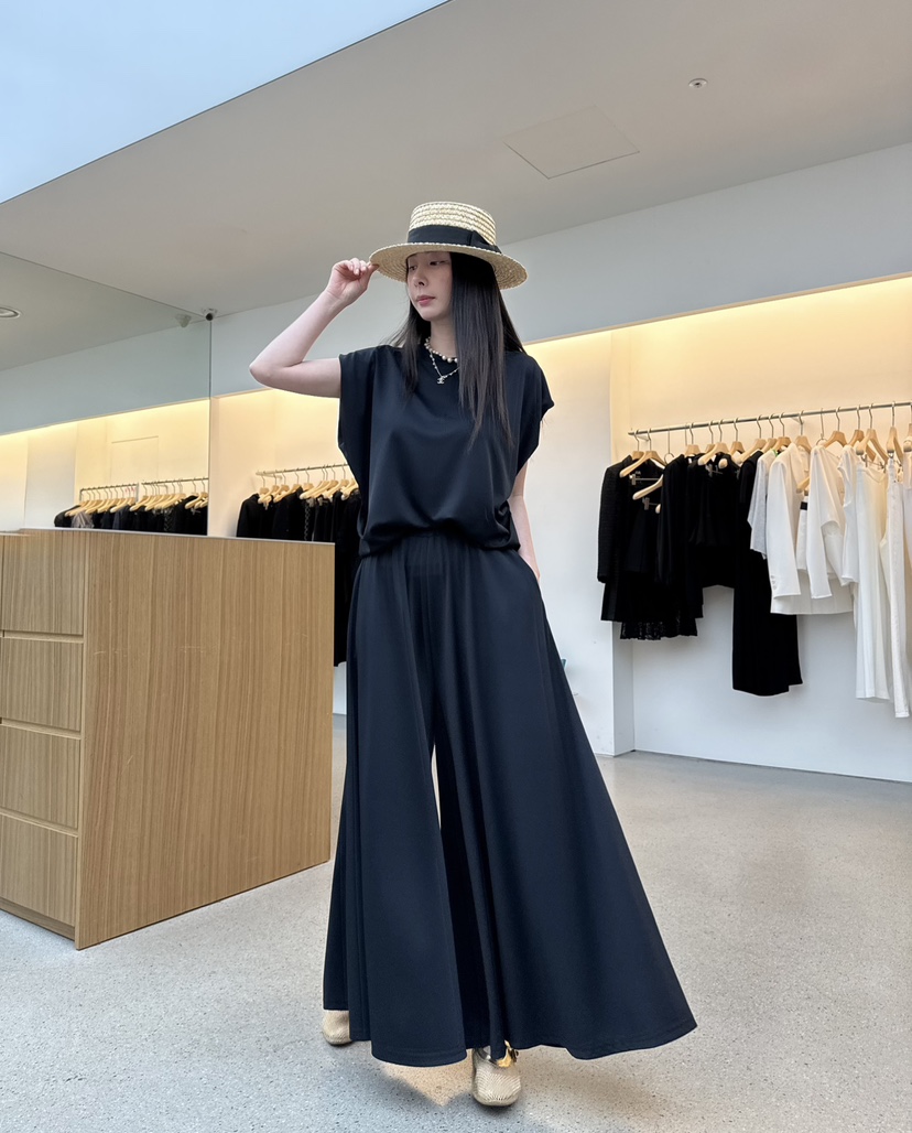 JUJU韓國直郵㊣東大門實拍女裝新品推薦人氣休閑時尚熱賣套裝JUJU套裝