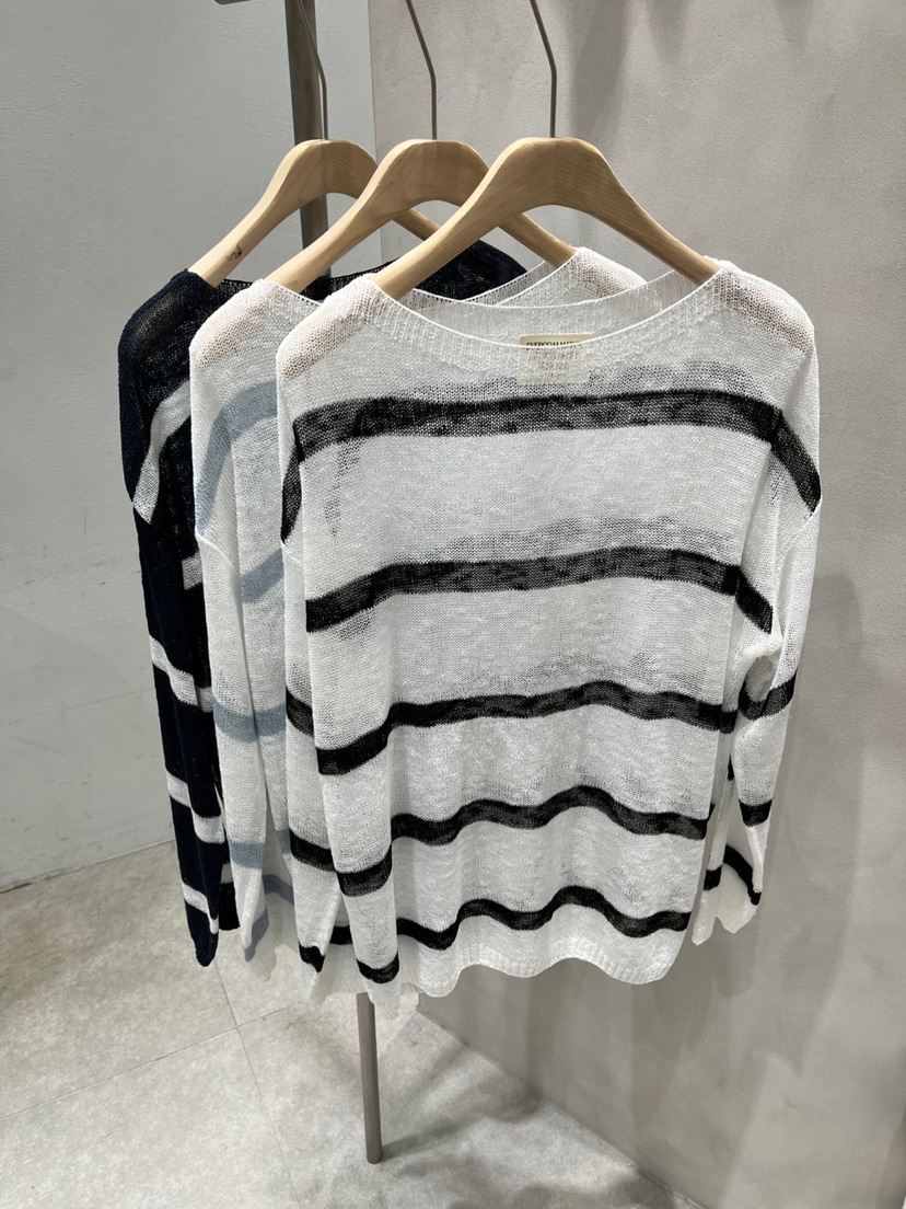 EVERCOMMERCE METICULOUSLY DESIGNED韓國直郵㊣東大門實拍女裝新品人氣針織衫EVERCOMMERCE METICULOUSLY DESIGNED針織衫