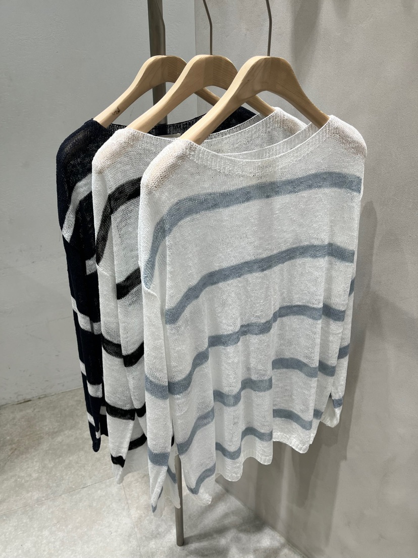 EVERCOMMERCE METICULOUSLY DESIGNED韓國直郵㊣東大門實拍女裝新品人氣針織衫EVERCOMMERCE METICULOUSLY DESIGNED針織衫