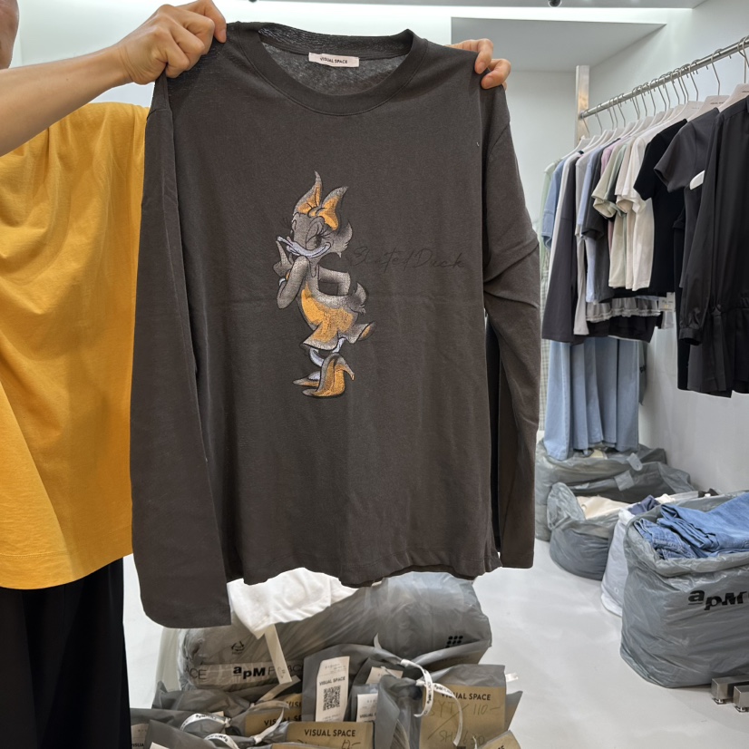 VISUAL SPACE韓國直郵㊣東大門實拍女裝新品人氣25春夏長袖T恤VISUAL SPACE長袖T恤圖色2