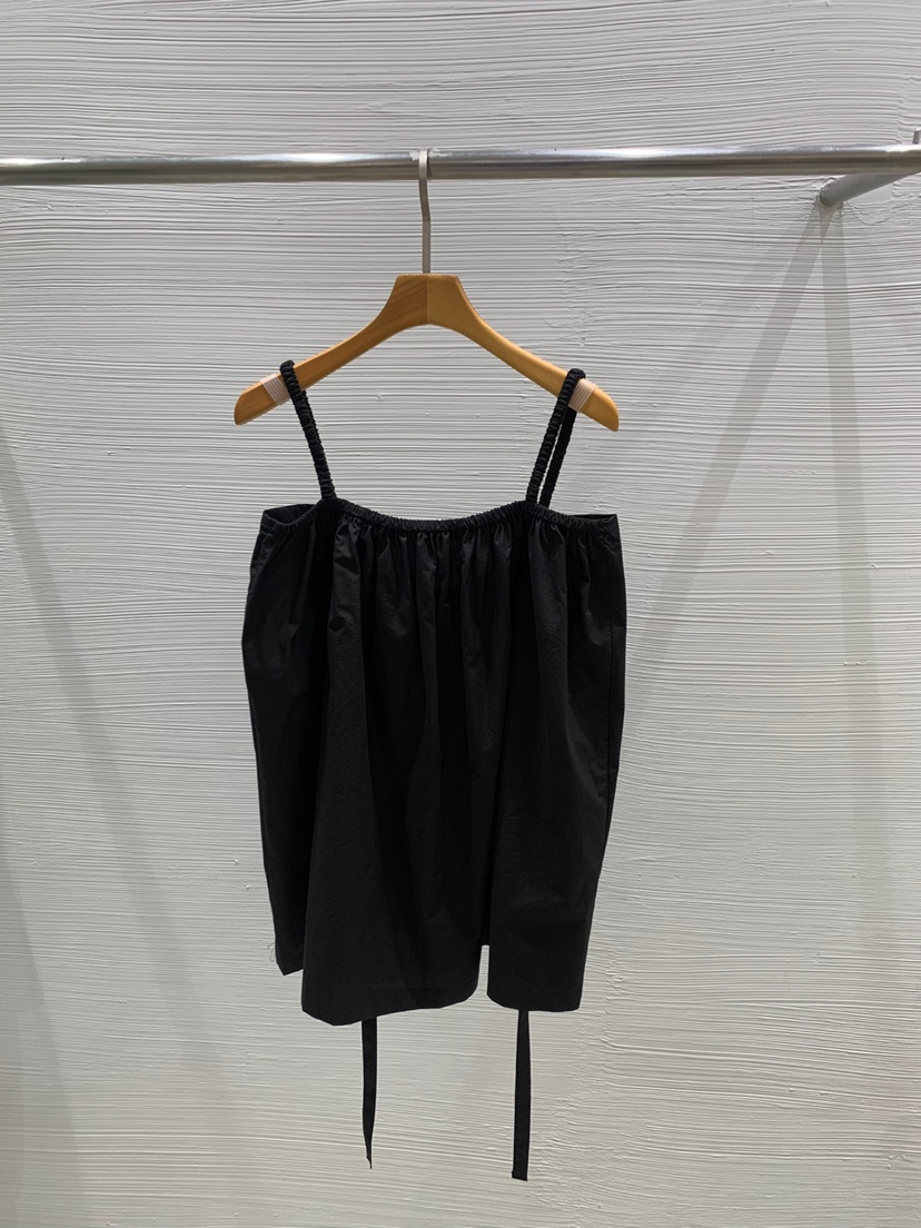 LUCY SALON直郵韓國代購㊣女裝新品推薦休閑熱賣時尚吊帶背心LUCY SALON吊帶/背心圖色3