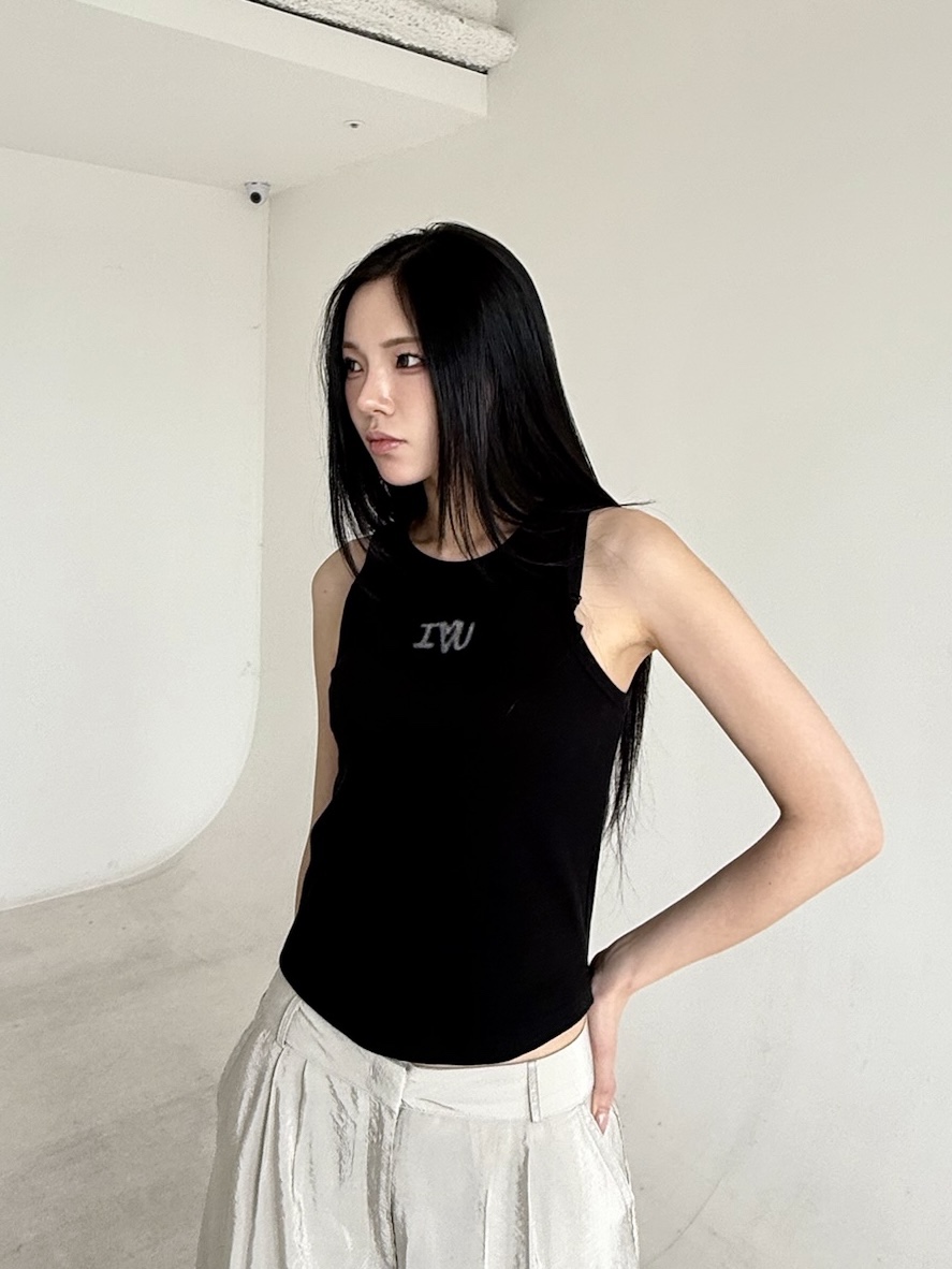BETWEEN US韓國直郵㊣東大門實拍女裝新品人氣熱賣吊帶背心JICJO:SEOUL吊帶/背心