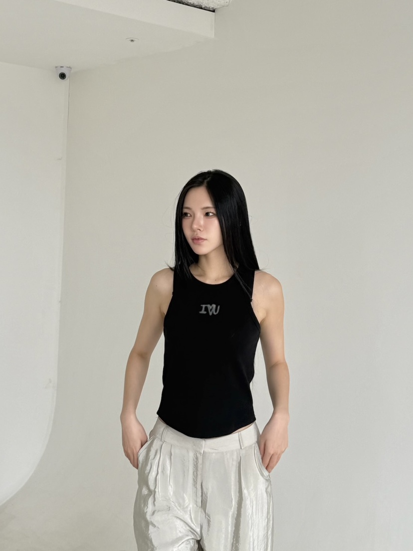 BETWEEN US韓國直郵㊣東大門實拍女裝新品人氣熱賣吊帶背心JICJO:SEOUL吊帶/背心