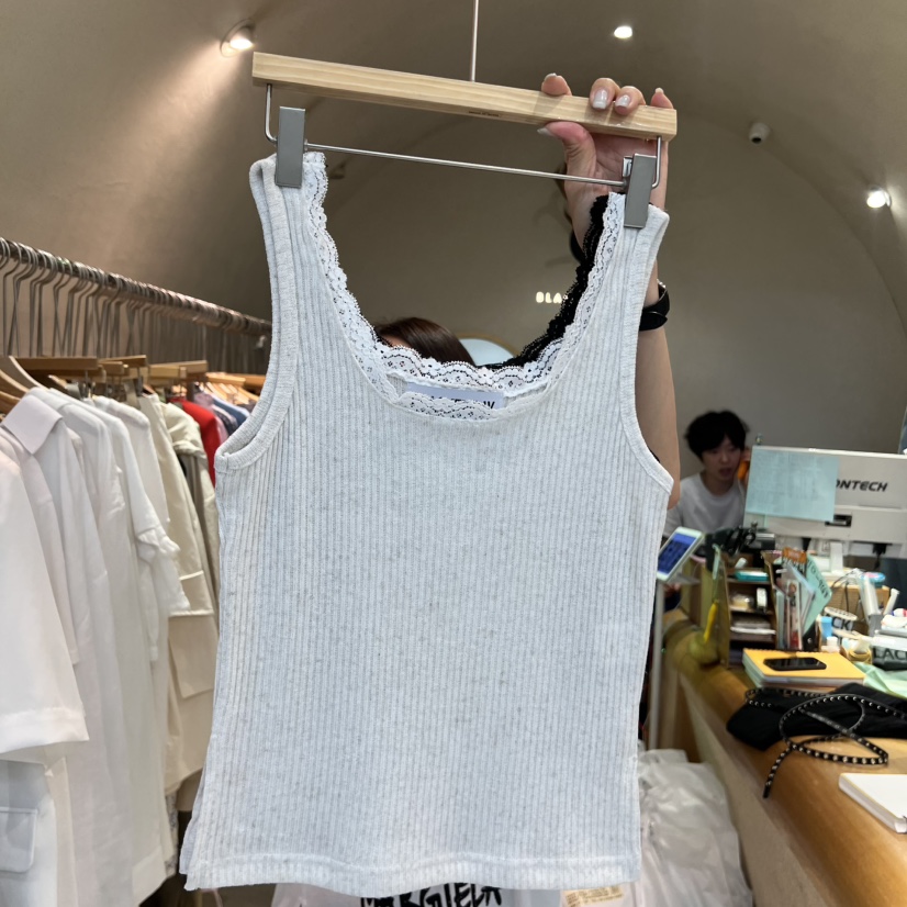 BLACKFRIDAY韓國直郵㊣東大門實拍女裝新品人氣推薦吊帶背心BLACK FRIDAY吊帶/背心