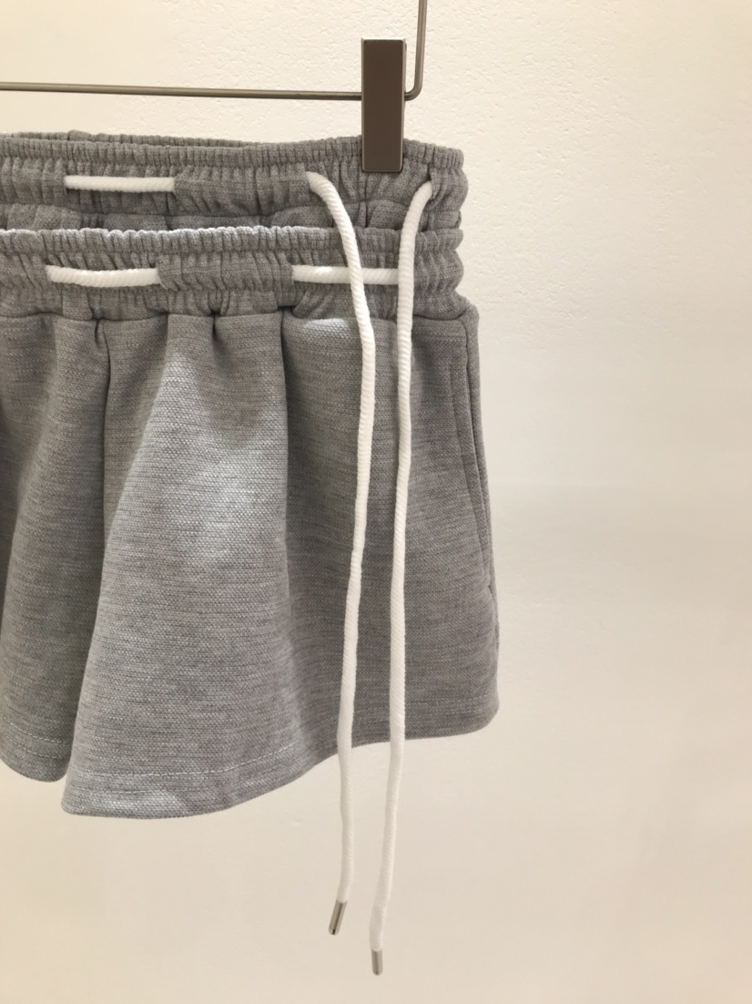 KC MARKET韓國直郵㊣女裝新品推薦時尚25春夏休閑熱賣短褲KC MARKET短褲