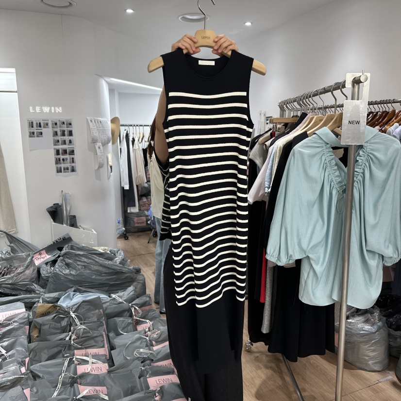 LEWIN韓國直郵㊣女裝新品熱賣休閑25春夏推薦人氣時尚連衣裙LEWIN連衣裙