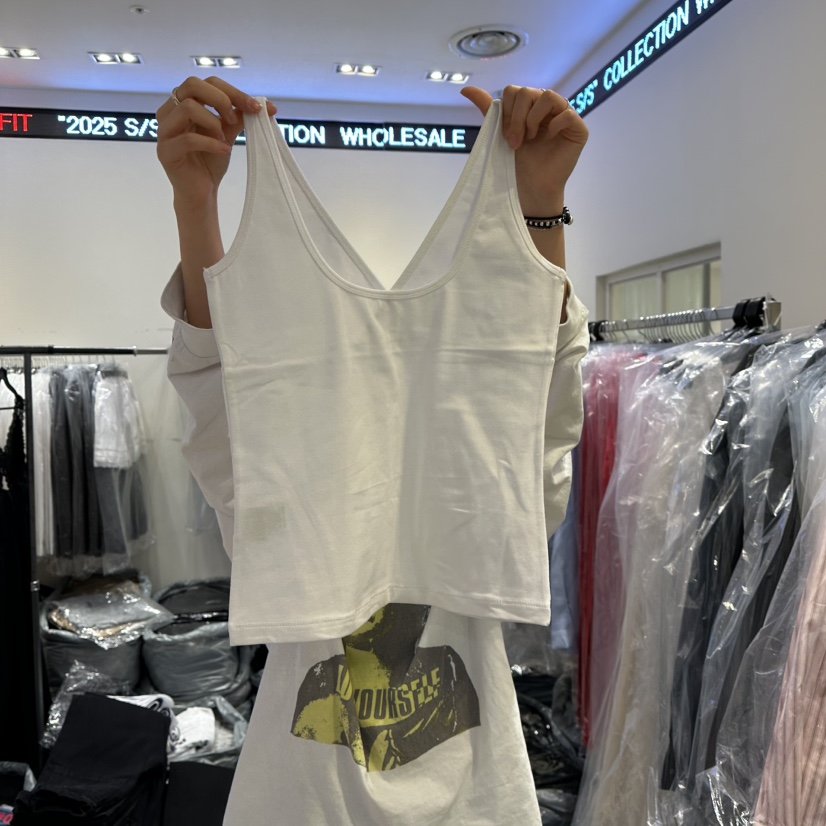 OUTFIT韓國直郵㊣女裝新品人氣推薦25春夏休閑時尚吊帶背心OUTFIT吊帶/背心