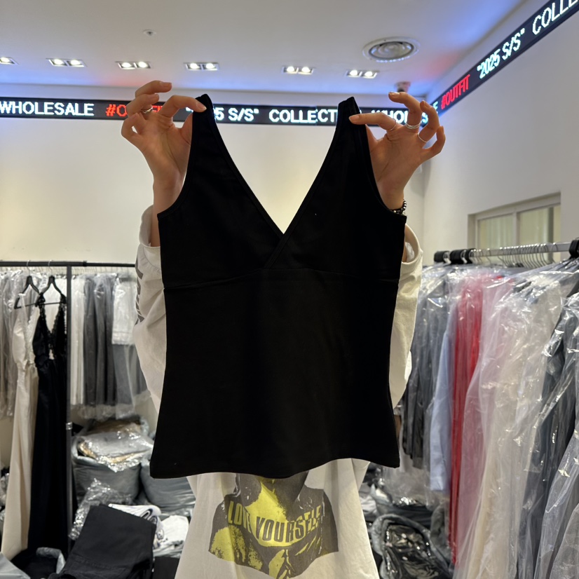 OUTFIT韓國直郵㊣女裝新品人氣推薦25春夏休閑時尚吊帶背心OUTFIT吊帶/背心圖色3