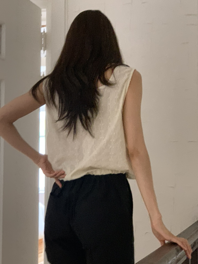 NOTICE韓國直郵㊣女裝新款休閑25春夏人氣吊帶背心刺繡棉質NOTICE吊帶/背心