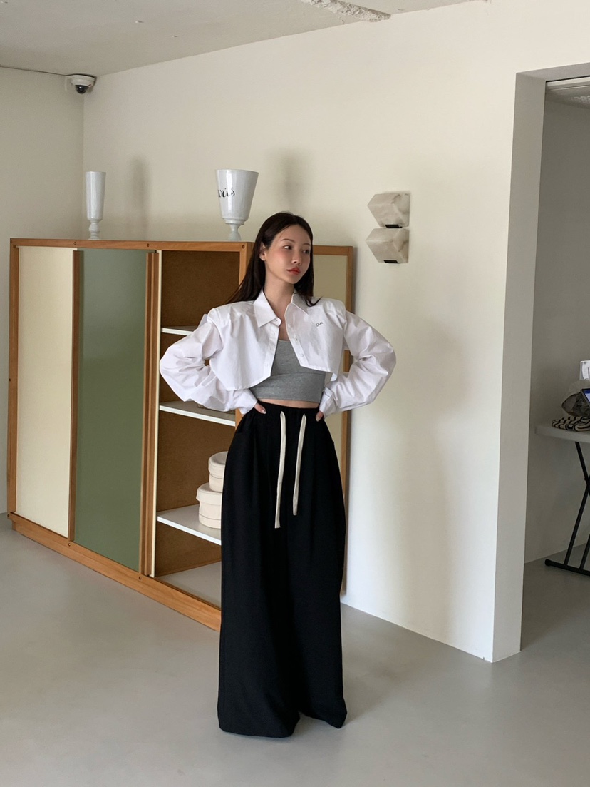 REVE CITE-L韓國代購女裝新款時尚真品25春夏襯衫蕾絲衫短款REVE CITE襯衫/蕾絲衫