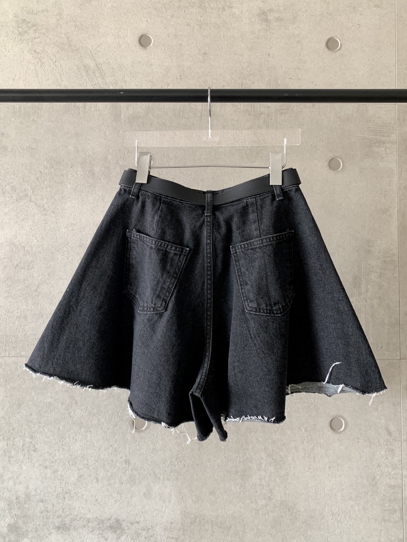 DAVICHI韓國直郵女裝新品25春夏推薦人氣休閑短褲含隨機腰帶DAVICHI短褲