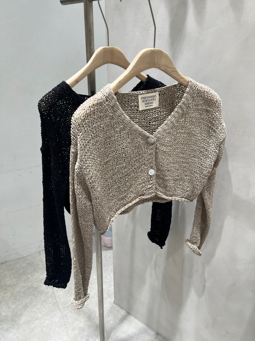 EVERCOMMERCE METICULOUSLY DESIGNED韓國直郵女士新品熱賣針織衫EVERCOMMERCE METICULOUSLY DESIGNED針織衫